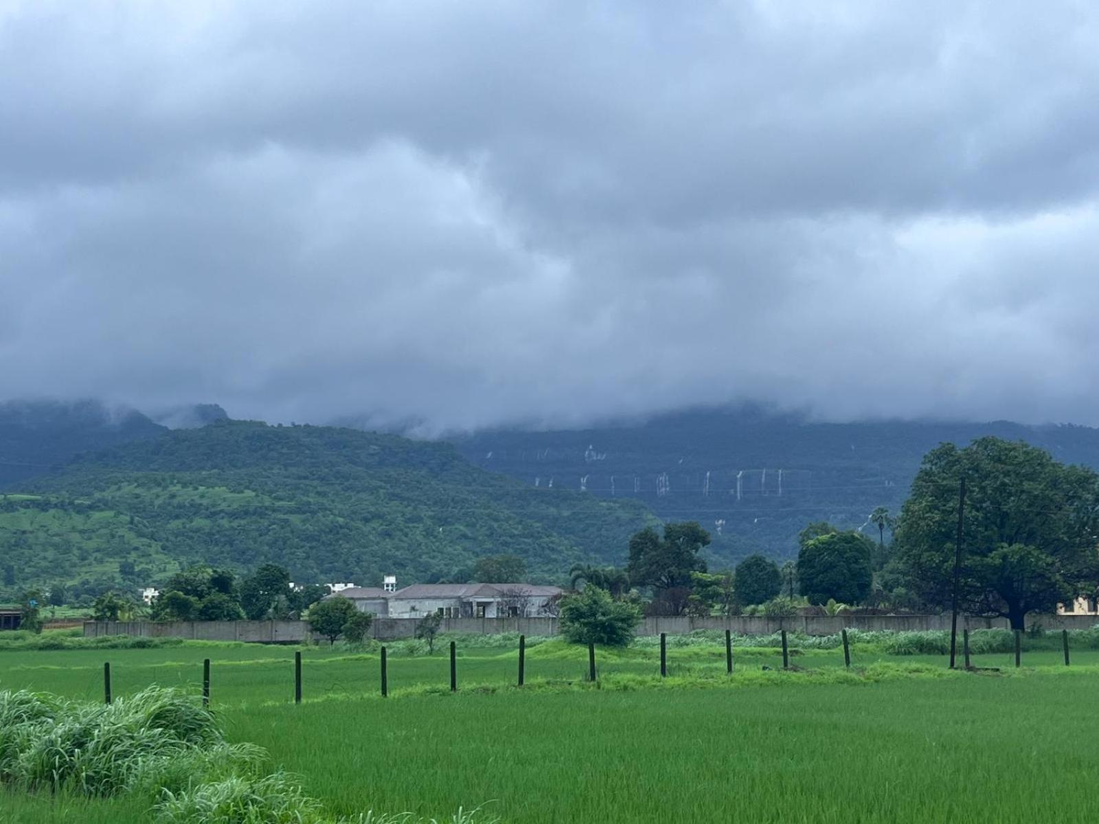 Sai Farm Hotel Karjat Luaran gambar